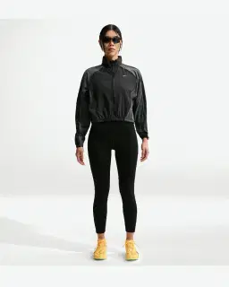 Chaqueta repelente al agua con protección UV Nike Swift Mujer – 4/4