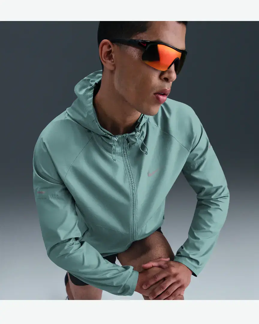 Chaqueta Impermeable Nike Miler M - DD4746-017 (2) au meilleur prix !