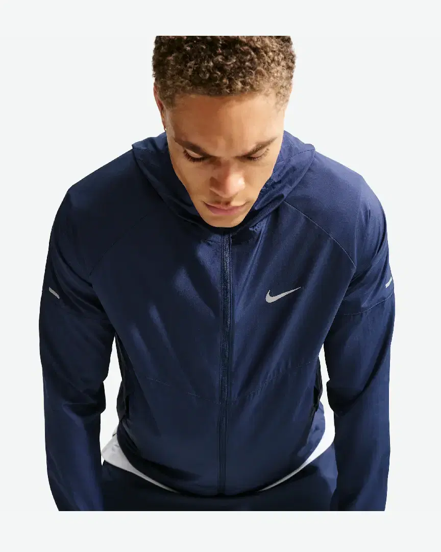 Chaqueta Impermeable Nike Miler M - DD4746-410 (2) au meilleur prix !