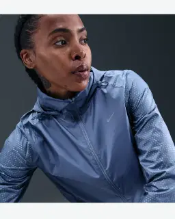 Chaqueta Impermeable Nike Tempo Flash Mujer – 3/4