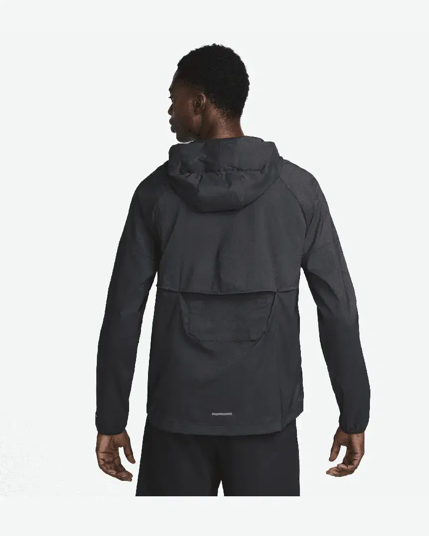 Chaqueta Impermeable Nike Windrunner M - FB7540-010 (1) au meilleur prix !