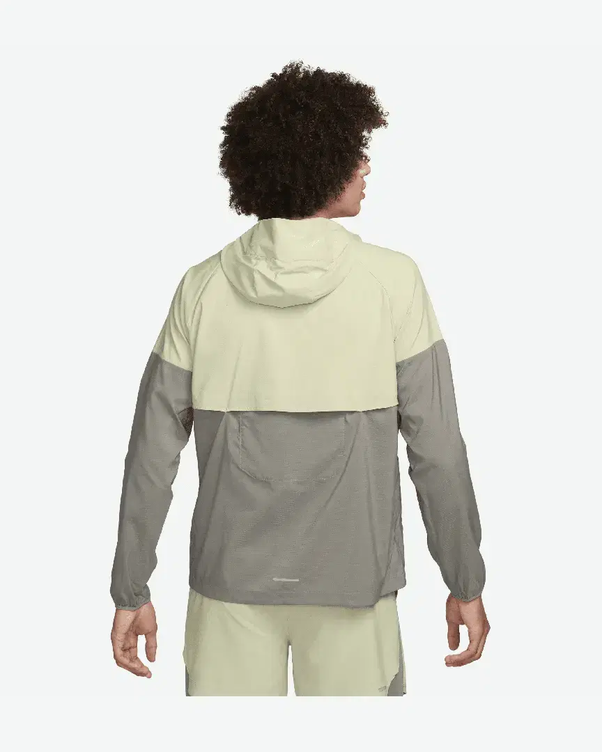 Chaqueta Impermeable Nike Windrunner M - FB7540-371 (1) au meilleur prix !