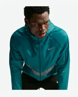 Chaqueta de Invierno Impermeable Therma-Fit Nike Miler Hombre – 1/4