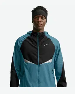 Chaqueta de Invierno Impermeable Therma-Fit Nike Stride Hombre – 1/4