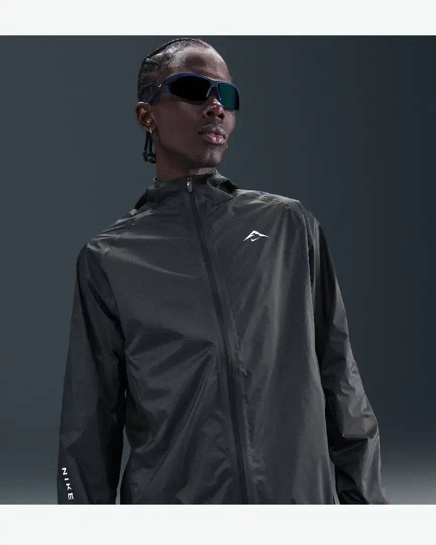 Chaqueta Impermeable Nike Trailwind Storm-Fit Adv M - Men (15) au meilleur prix !