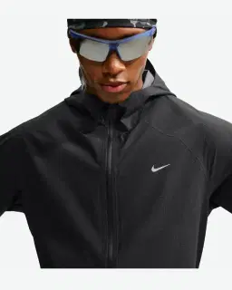 Chaqueta Impermeable Storm-Fit Adv Nike Stride Hombre – 3/4