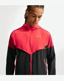 Chaqueta con Capucha Nike Impossibly Light Windrunner Hombre – 1/4