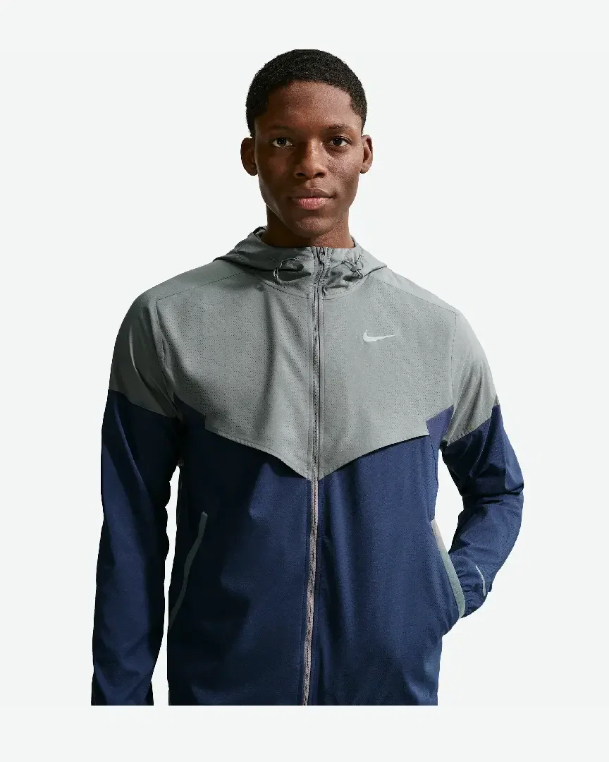Chaqueta con Capucha Nike Impossibly Light Windrunner Hombre