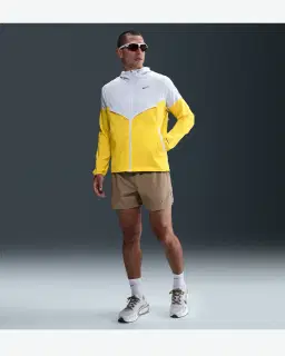 Chaqueta Nike Impossibly Light Windrunner Hombre – 4/4