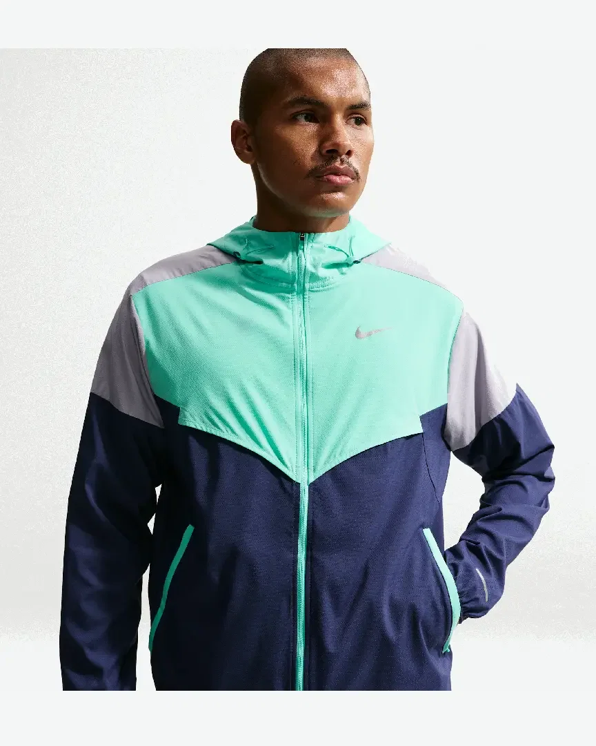 Chaqueta con Capucha Nike Impossibly Light Windrunner Hombre