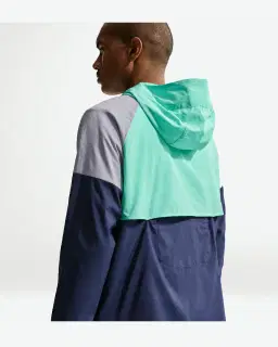 Chaqueta con Capucha Nike Impossibly Light Windrunner Hombre – 2/4