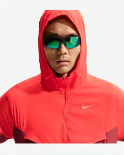 Chaqueta con Capucha Nike Impossibly Light Windrunner Hombre – 3/4
