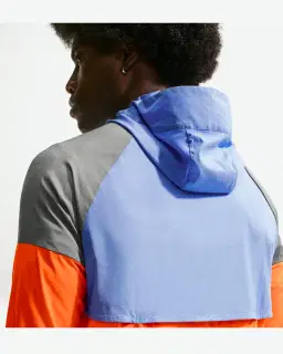 Chaqueta con Capucha Nike Impossibly Light Windrunner Hombre – 2/4
