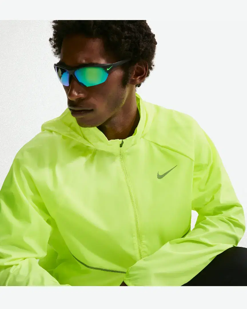 Chaqueta Nike Miler Impermeable Con Protección UV M - IF2369-737 (2) au meilleur prix !