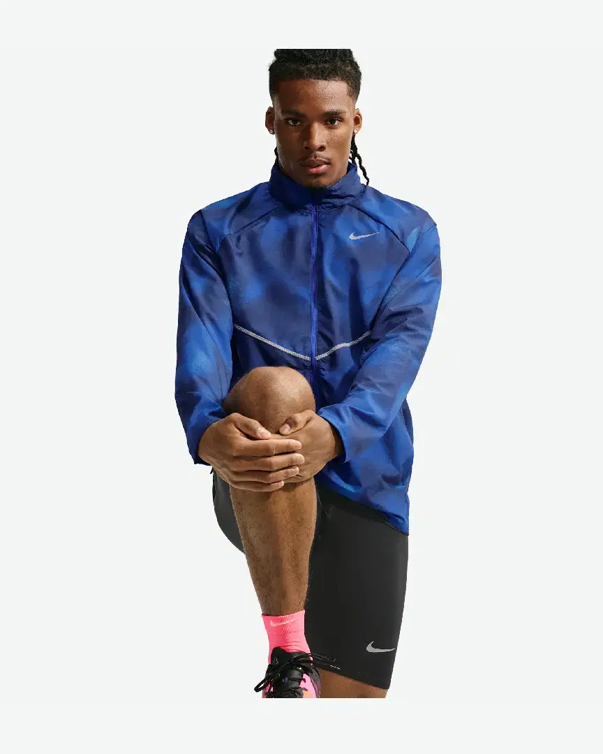 Chaqueta Nike Miler Impermeable Con Protección UV M - IV4818-410 (2) au meilleur prix !